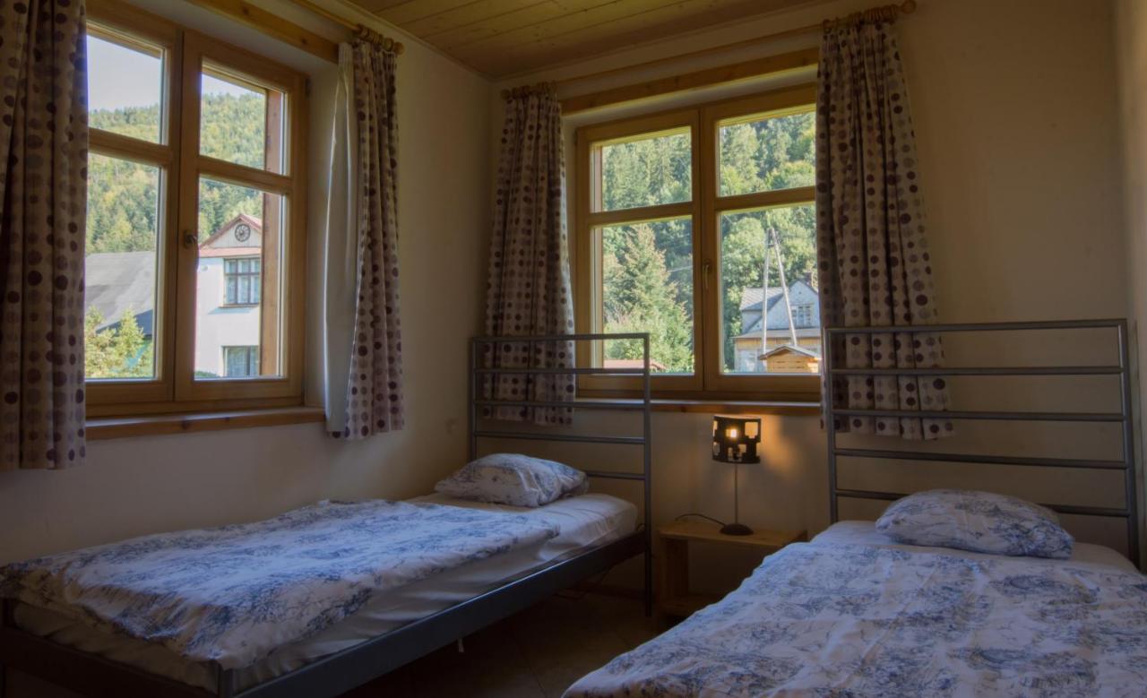 Вілла Sno House Щирк Екстер'єр фото